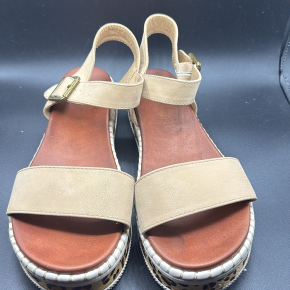 Altar’d State Sandals Leopard Platforms - Picture 7 of 9